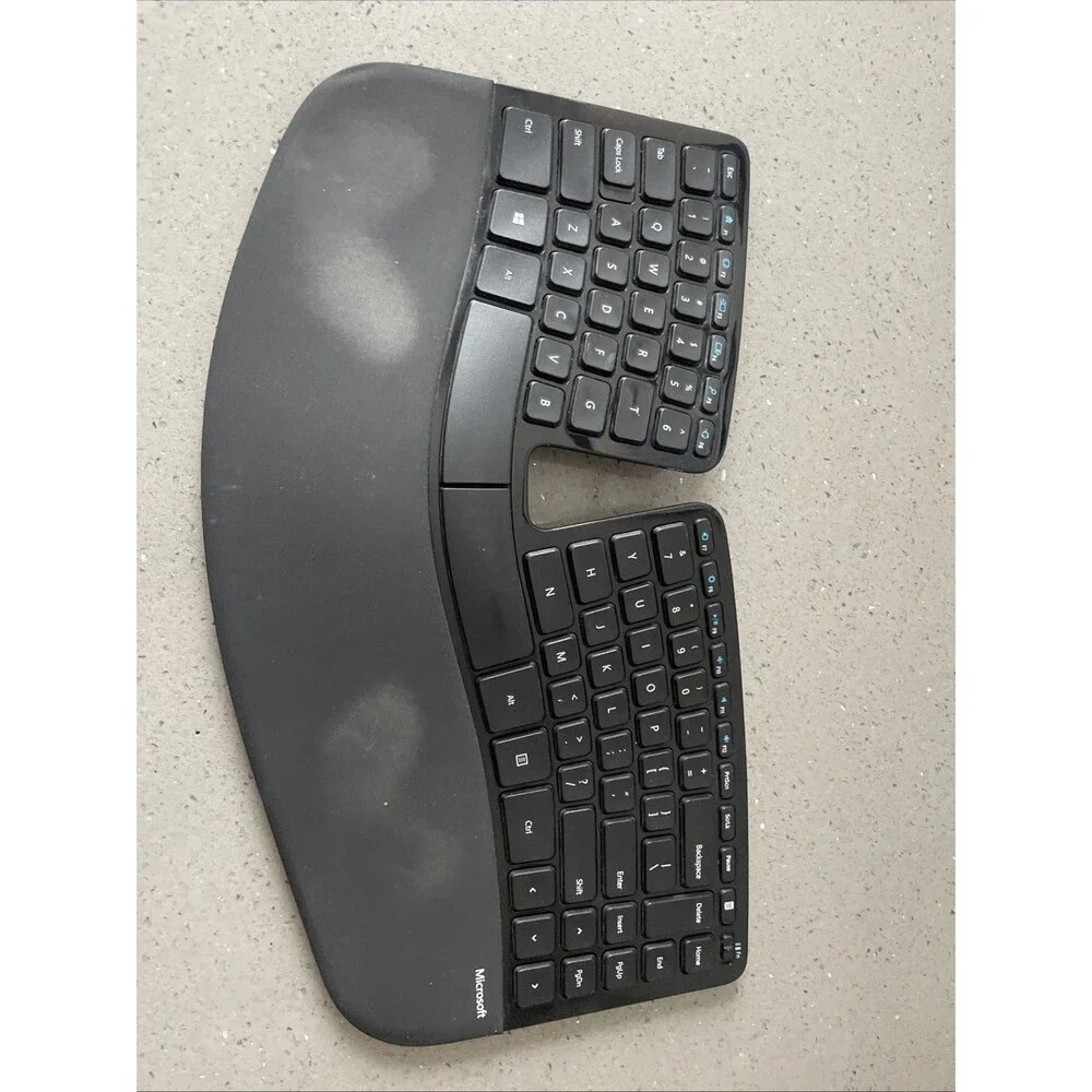 Microsoft Natural Ergonomic Curved Wired Keyboard 4000 1048 KU-0462 NO DONGLE